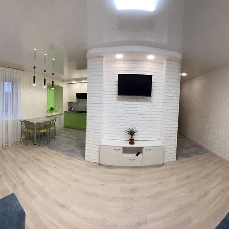 Suite Mira Avenue Center Двухкомнатная Квартира в центре возле ТЦ Мегацентр Чернігів Екстер'єр фото